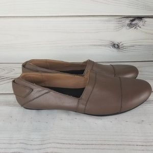 Penner Full grain leather flats size 7